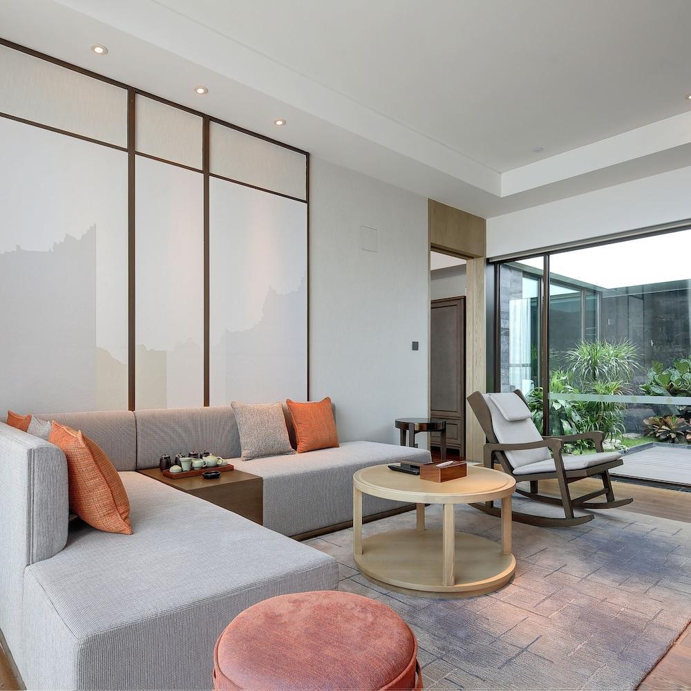 Dongguan Dongcheng International Hotel - Free Shuttle Buses For Executive Room Guests During Canton Fair Zewnętrze zdjęcie