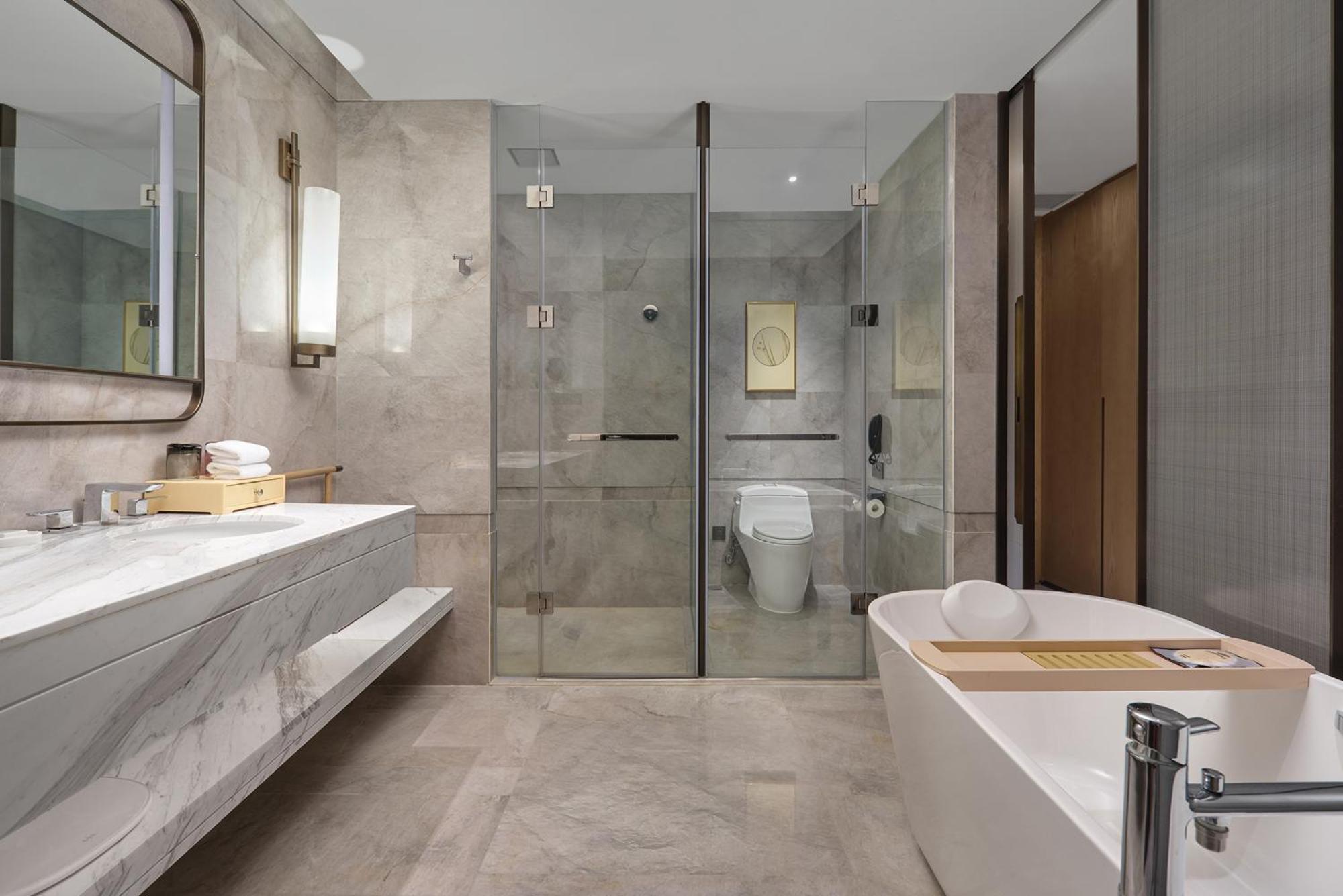 Dongguan Dongcheng International Hotel - Free Shuttle Buses For Executive Room Guests During Canton Fair Zewnętrze zdjęcie