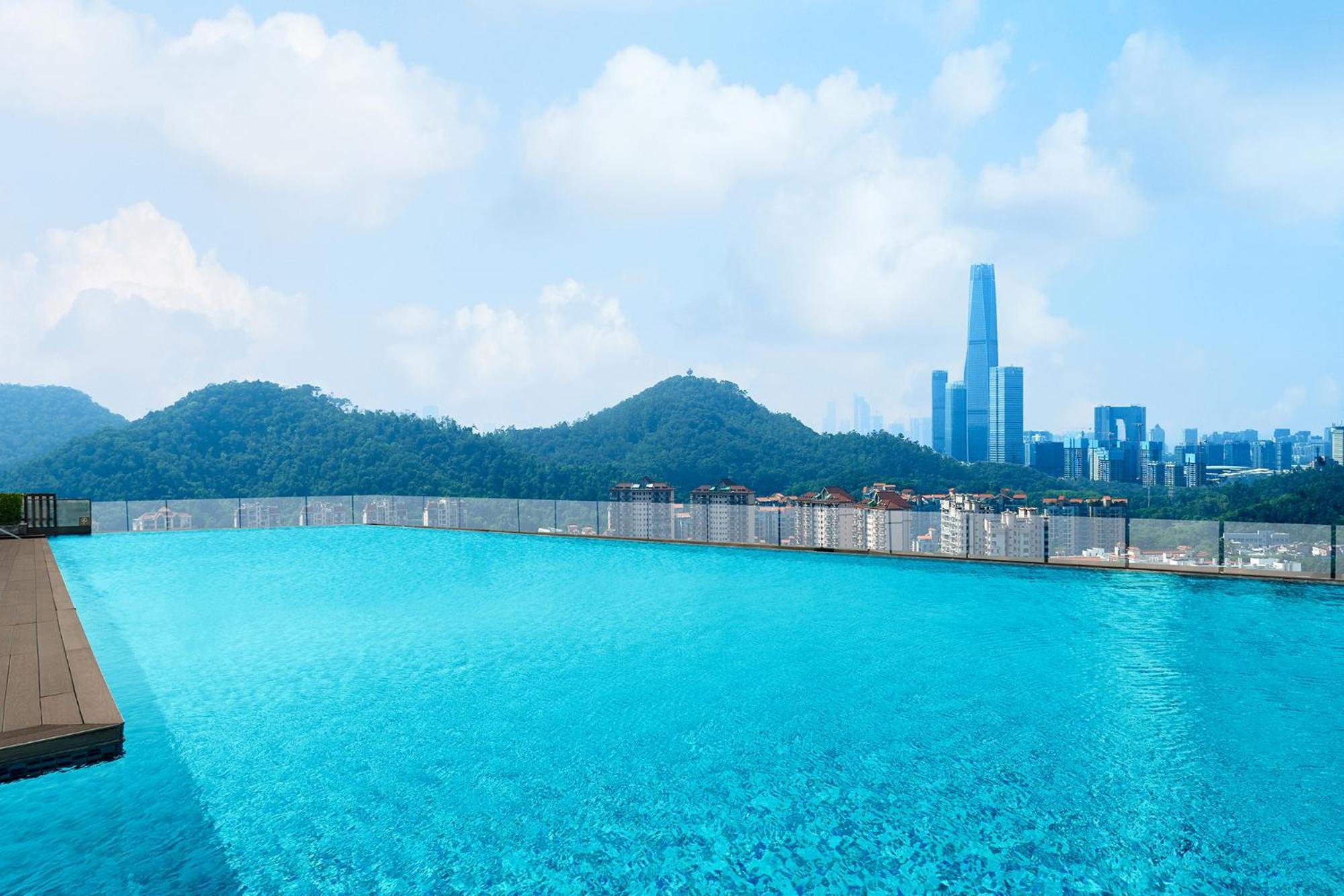 Dongguan Dongcheng International Hotel - Free Shuttle Buses For Executive Room Guests During Canton Fair Zewnętrze zdjęcie