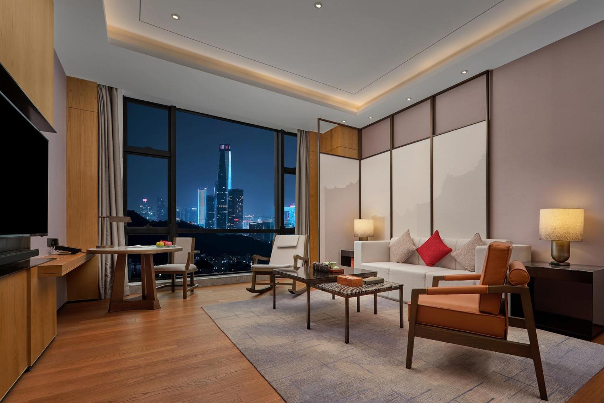 Dongguan Dongcheng International Hotel - Free Shuttle Buses For Executive Room Guests During Canton Fair Zewnętrze zdjęcie