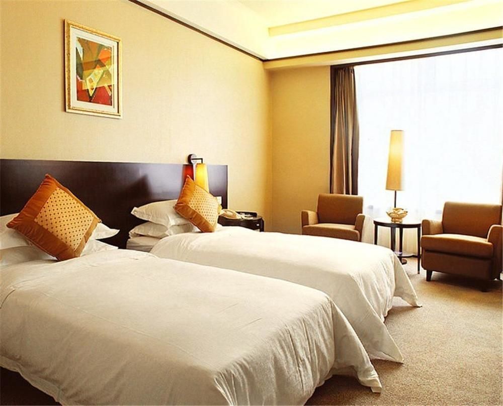 Dongguan Dongcheng International Hotel - Free Shuttle Buses For Executive Room Guests During Canton Fair Zewnętrze zdjęcie
